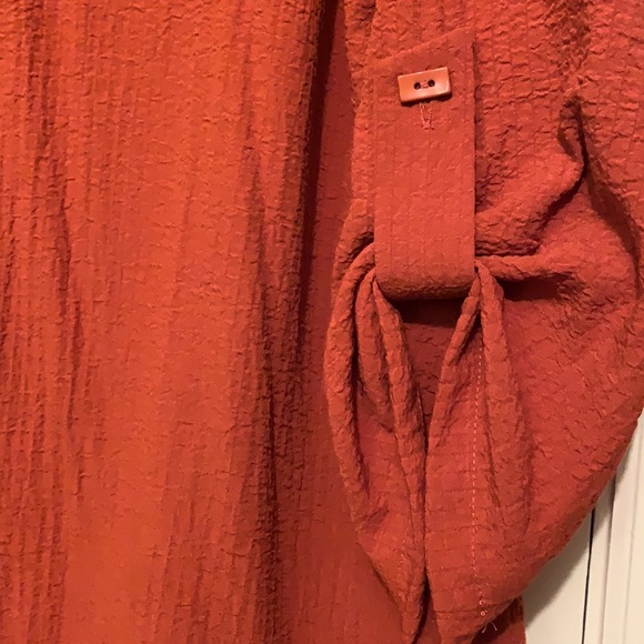 Ali Miles long top, cowl neck, V-hem, rust color - Picture 3 of 3